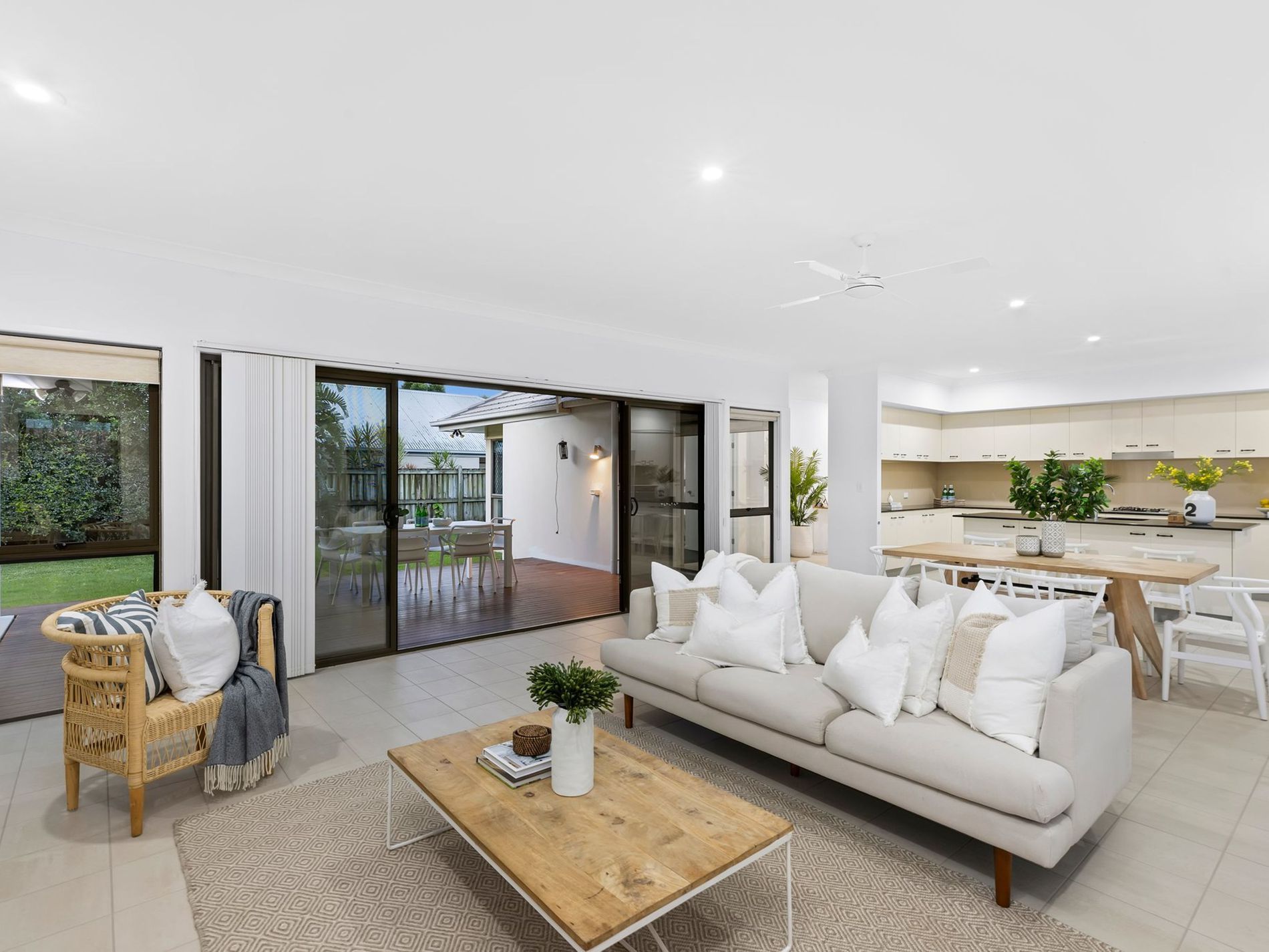 15 Hawksbury Crescent, Wakerley