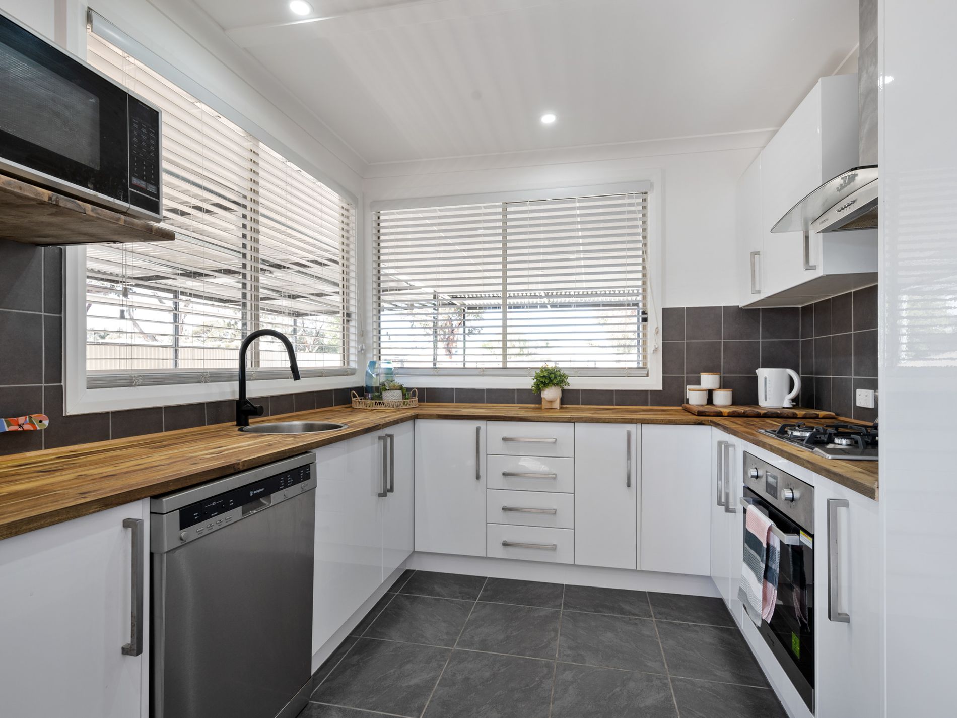 152 Hare Street, Lamington