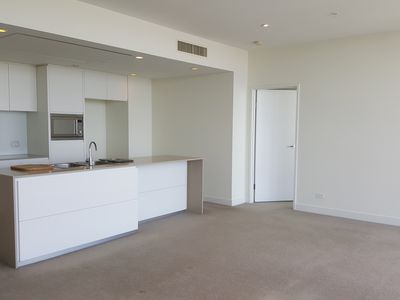 2406 / 7 Rider Boulevard, Rhodes
