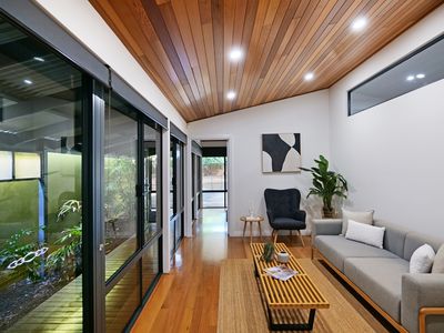 102 Brighton Road, Scarborough