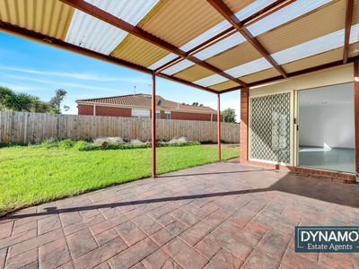 64 Sommeville Drive, Roxburgh Park