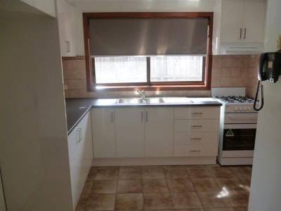4 / 1 Branton Road, Hoppers Crossing