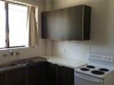 8 / 9 - 11 Peterborough Avenue, Lake Illawarra