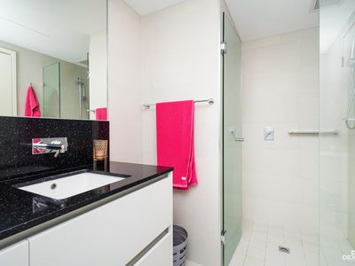 1805 / 96 Bow River Crescent, Burswood
