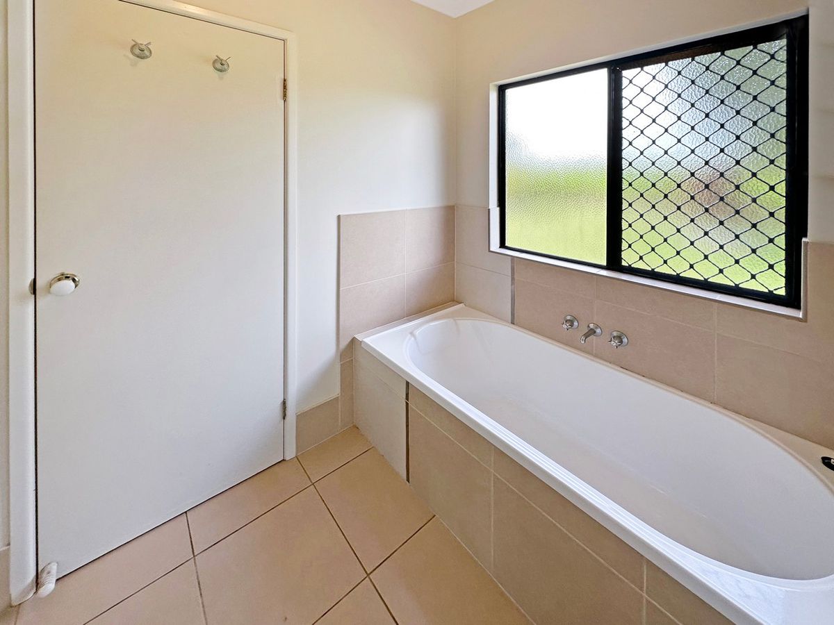 11B Quadrio Street, Atherton