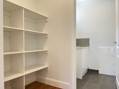 2 / 21 Banool Quadrant, Doncaster East