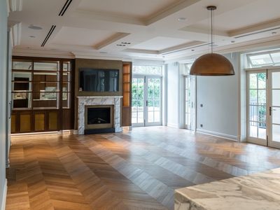 2 / 147 Darling Point Road, Darling Point