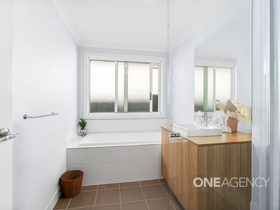 10 Catalina Place, Badagarang