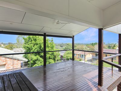 2 Paradise Ave, Forster