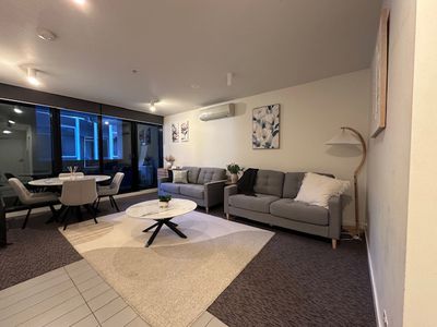 329 / 673 La Trobe Street, Docklands