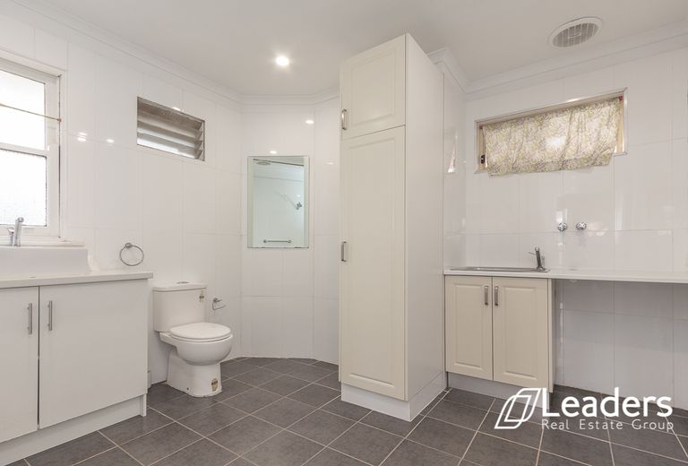 1 / 16 AMBON STREET, Preston