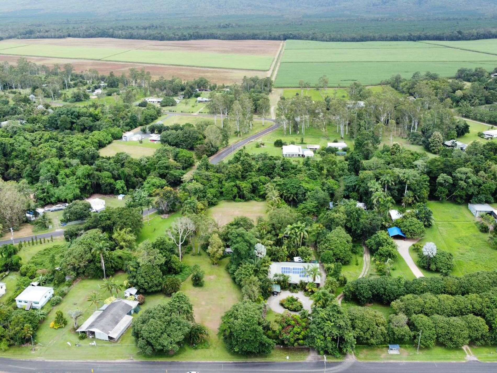 755 ELLERBECK ROAD, Carruchan