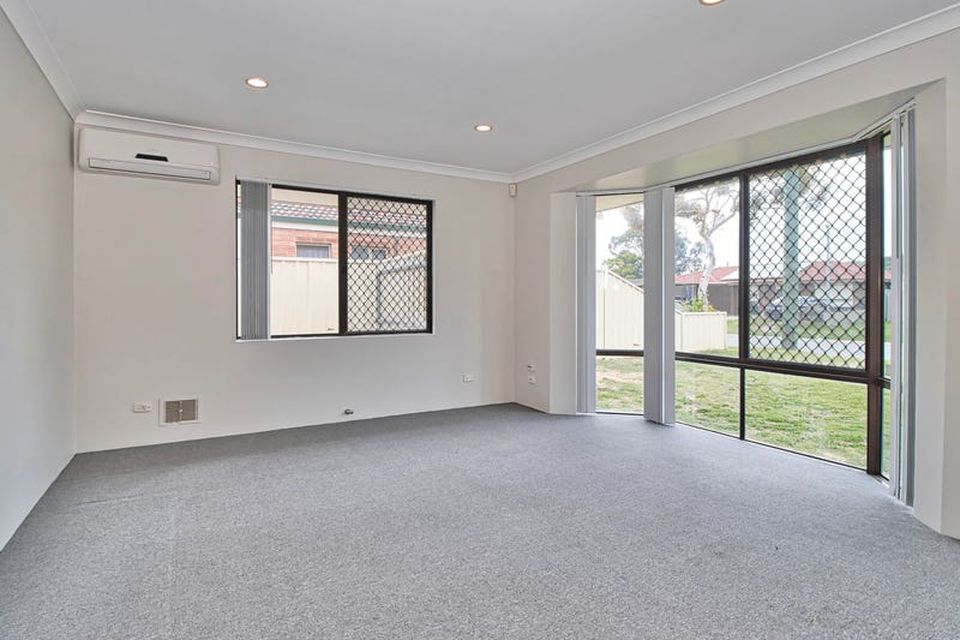 9 Dargin Way , Rockingham