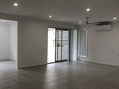13 Sweetman Place, Hillcrest