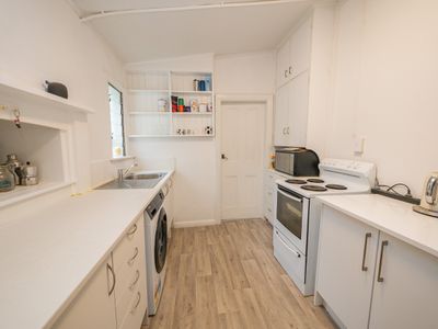 31 Tyne Street, Roslyn