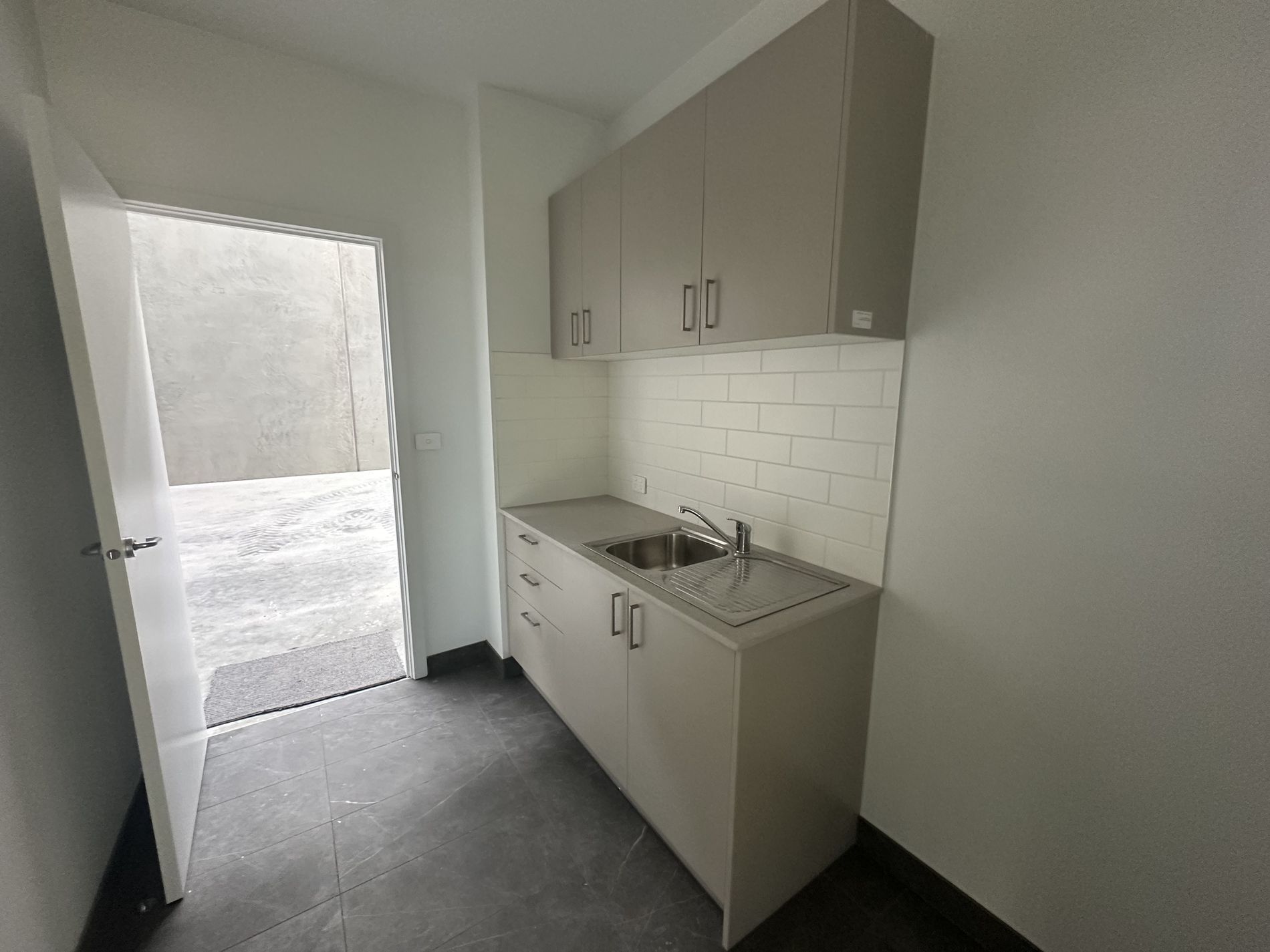 35 Robbins Circuit, Williamstown