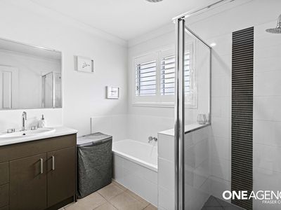 110 / 230 Pulgul Street, Urangan