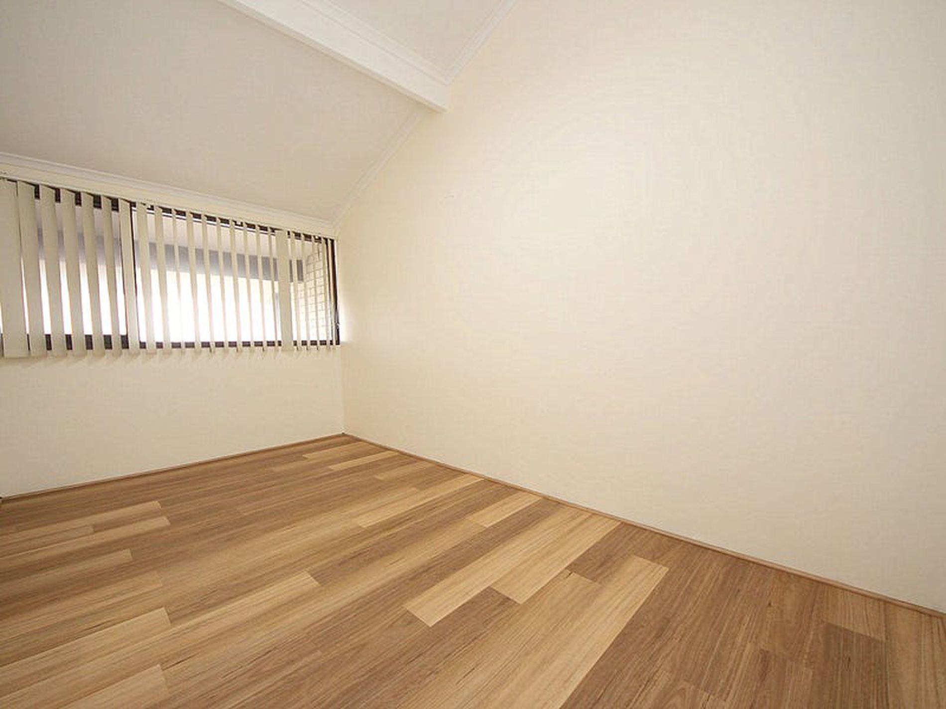 10 / 323 Stacey Street, Bankstown