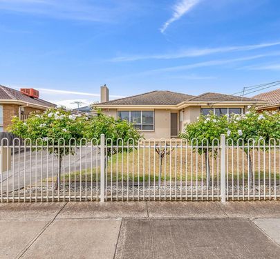 7 Flinders Street, Keilor Park