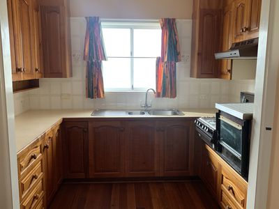 1 Kotari Parade, Lake Illawarra