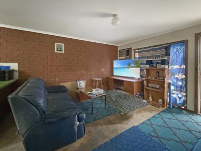 2 / 115 Fowler Street, Deniliquin