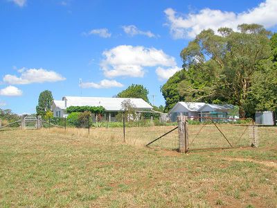 668 Barry Road, Neville