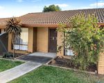 9 Shalom Place, Horsham