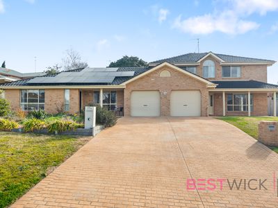 37 Cedar Drive, Llanarth