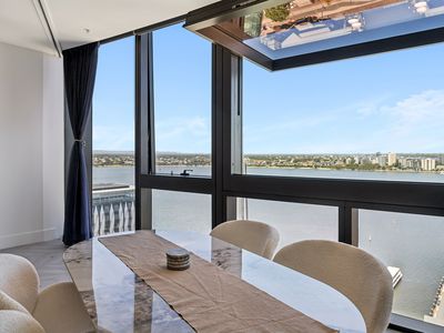 2207 / 1 Geoffrey Bolton Avenue, Perth