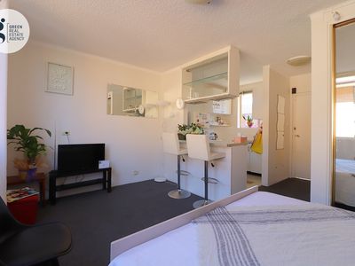 20 / 4 Bank Street, Meadowbank