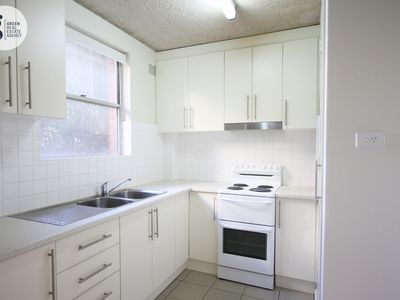 15 / 54 Meadow Crescent, Meadowbank