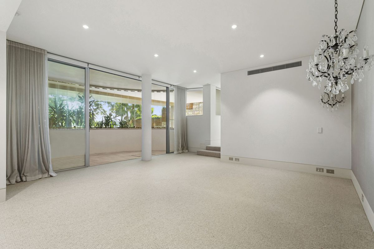 102 / 11 Esplanade, Elizabeth Bay