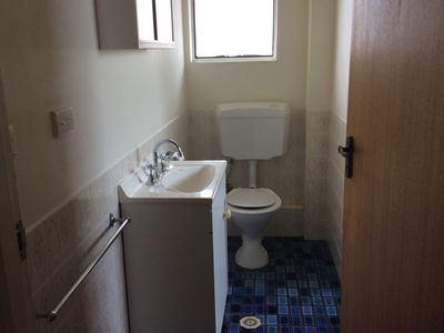 4 / 9 Melinda Grove, Lake Heights