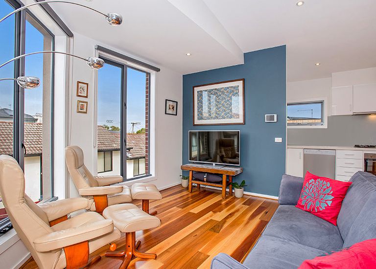 3 / 30 Irvine Crescent, Brunswick West