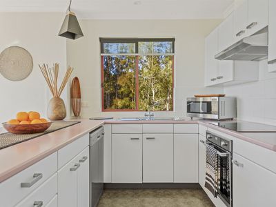 13 / 1A Mitchell Parade, Mollymook