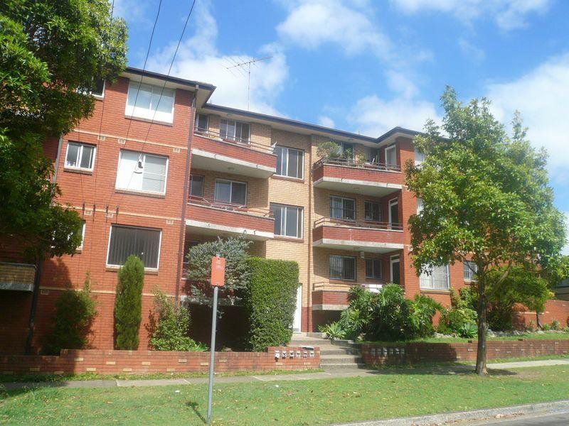 2 / 65 Seventh Avenue, Campsie