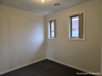 2/6 Burnett Court, Altona Meadows