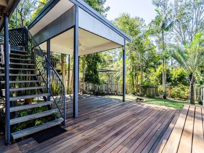 8 Pines Avenue, Cooroibah