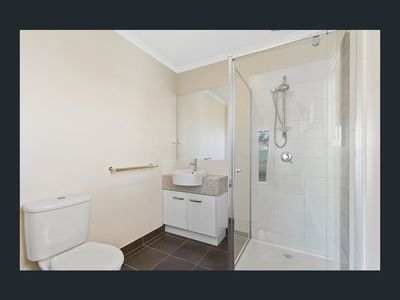 2 Butler Grove, Wyndham Vale