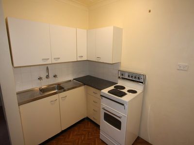 27 / 4 Bank Street, Meadowbank