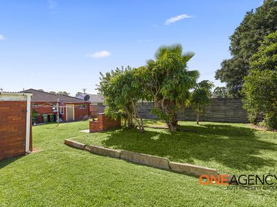 90 Devonshire Crescent, Oak Flats