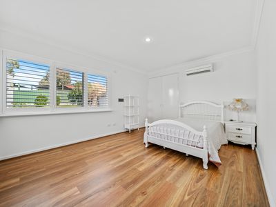 1 Berndt Grove, Winthrop