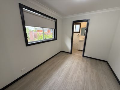 10A Stockton Avenue, Moorebank