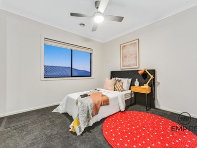 12 Guernsey Street, Clyde North