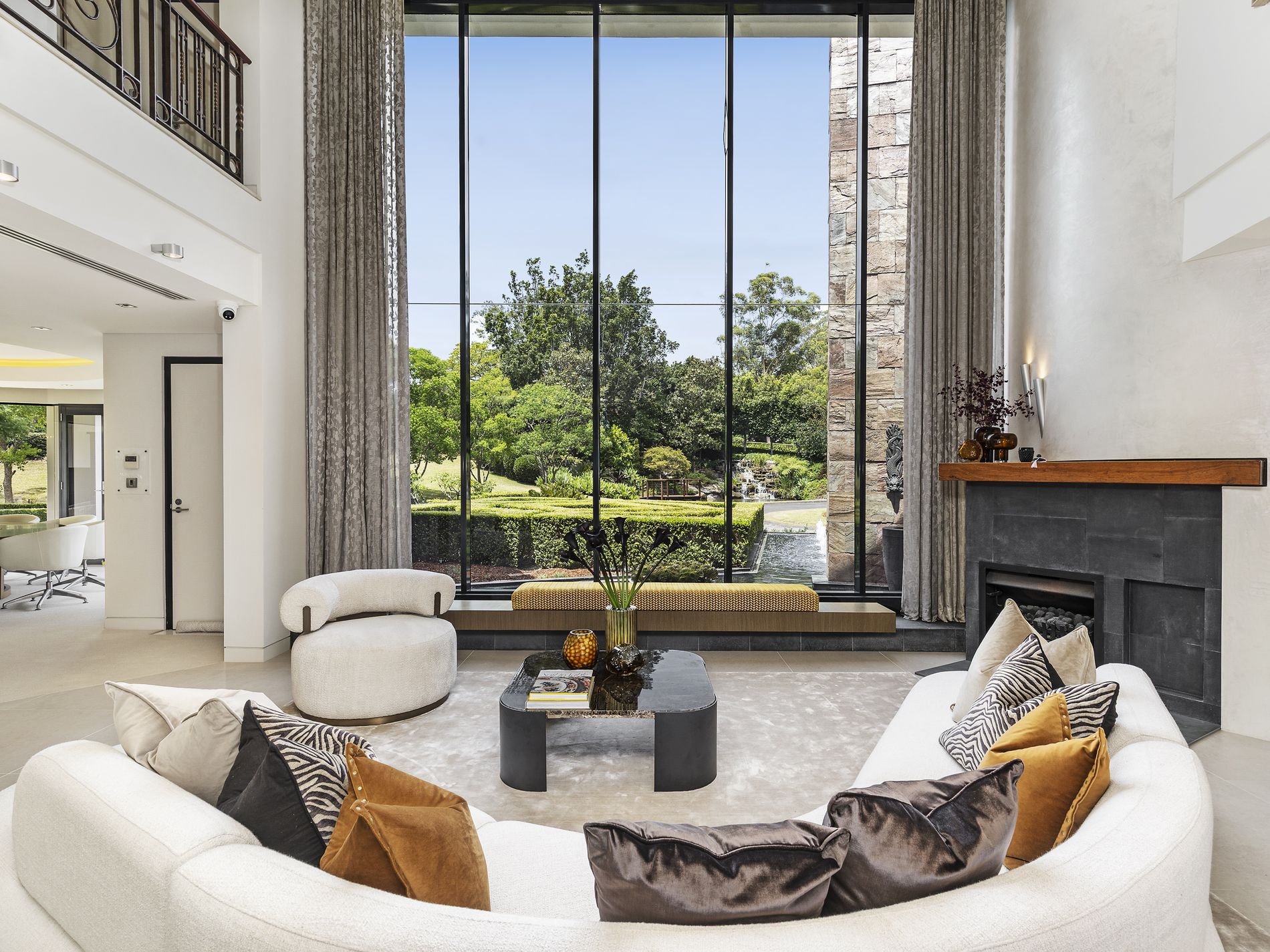 6 Gilmour Close, Glenhaven