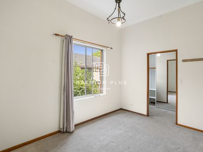 1 / 104 Burns Bay Road, Lane Cove