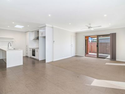 1 / 28 Hospital Street, Heathcote