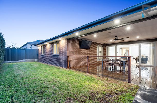 24 Clopton Rise, Craigieburn