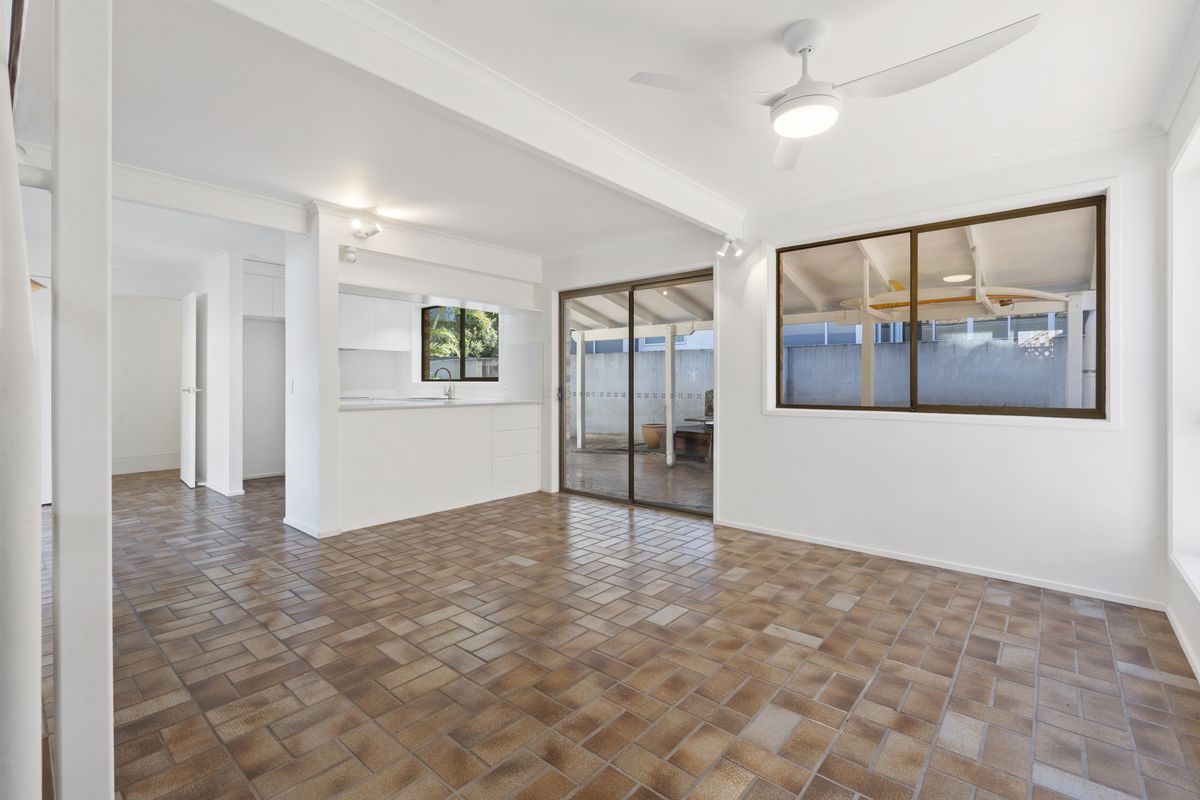 2 / 34 Jefferson Lane, Palm Beach