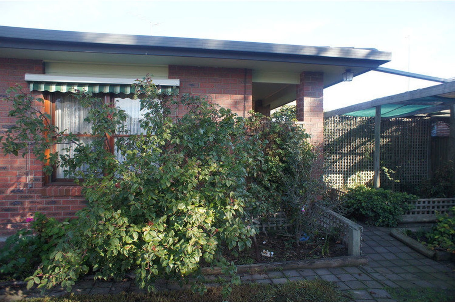 14 Burgess Street, Horsham